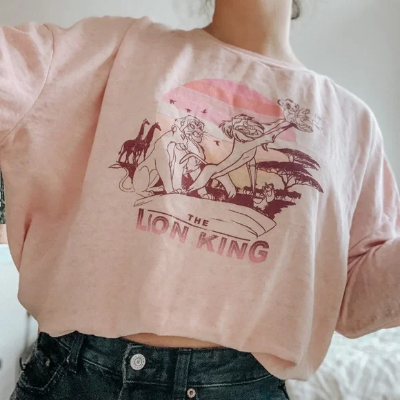π 2 for $20!! π Lion King Graphic long sleeve - Picture 1 of 5